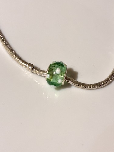 Charm verde chiaro perlina - ,